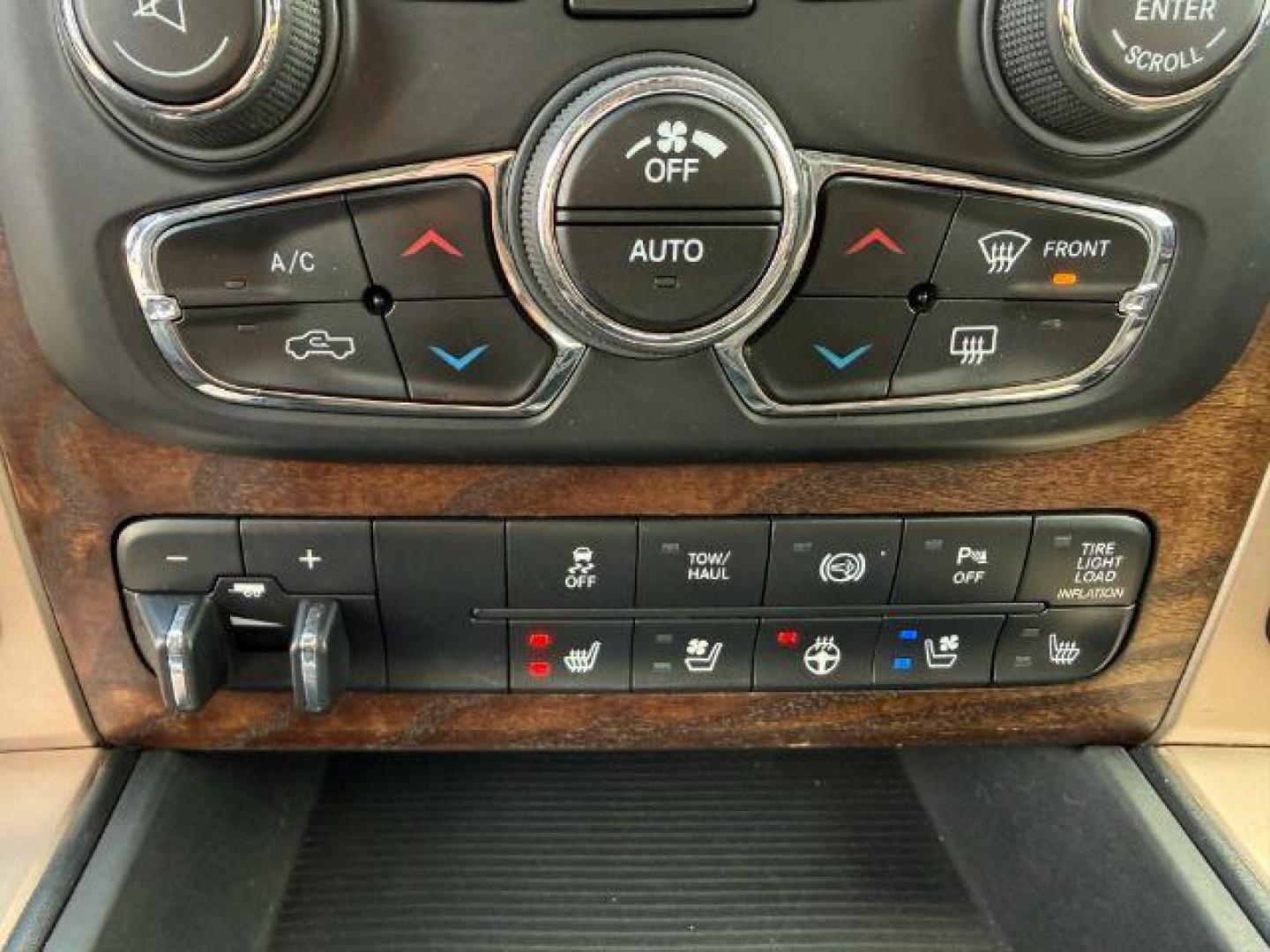 2013 Bright White Clearcoat /Light Frost Beige/Canyon Brown Ram 2500 (3C6UR5GL1DG) with an Cummins 67L I-6 diesel direct injection engine, Automatic transmission, located at 1175 N Woodruff Ave, Idaho Falls, ID, 83401, 43.506901, -111.999657 - At Timberline Auto, finding a great deal on your next vehicle is always easy! Our experienced sales staff's goal is to help find you the right vehicle at the right price! Our knowledgeable finance department has options for almost any credit score. We offer extended service contract options to prote - Photo#47