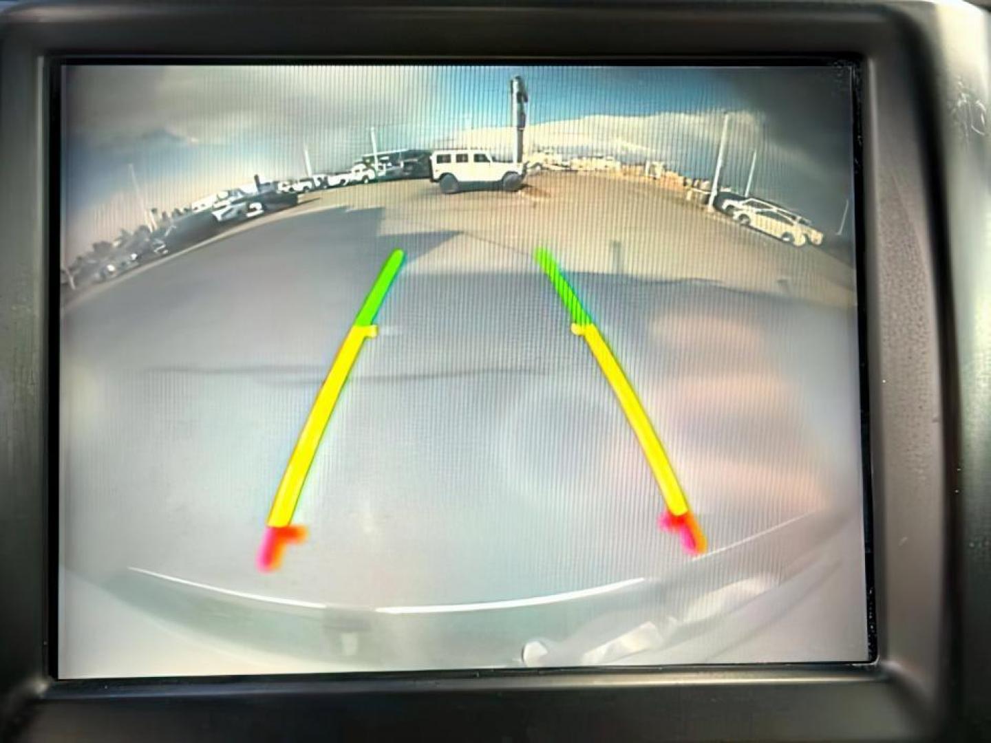 2013 Bright White Clearcoat /Light Frost Beige/Canyon Brown Ram 2500 (3C6UR5GL1DG) with an Cummins 67L I-6 diesel direct injection engine, Automatic transmission, located at 1175 N Woodruff Ave, Idaho Falls, ID, 83401, 43.506901, -111.999657 - At Timberline Auto, finding a great deal on your next vehicle is always easy! Our experienced sales staff's goal is to help find you the right vehicle at the right price! Our knowledgeable finance department has options for almost any credit score. We offer extended service contract options to prote - Photo#18