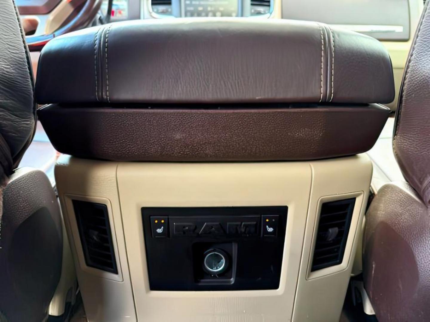 2013 Bright White Clearcoat /Light Frost Beige/Canyon Brown Ram 2500 (3C6UR5GL1DG) with an Cummins 67L I-6 diesel direct injection engine, Automatic transmission, located at 1175 N Woodruff Ave, Idaho Falls, ID, 83401, 43.506901, -111.999657 - At Timberline Auto, finding a great deal on your next vehicle is always easy! Our experienced sales staff's goal is to help find you the right vehicle at the right price! Our knowledgeable finance department has options for almost any credit score. We offer extended service contract options to prote - Photo#25