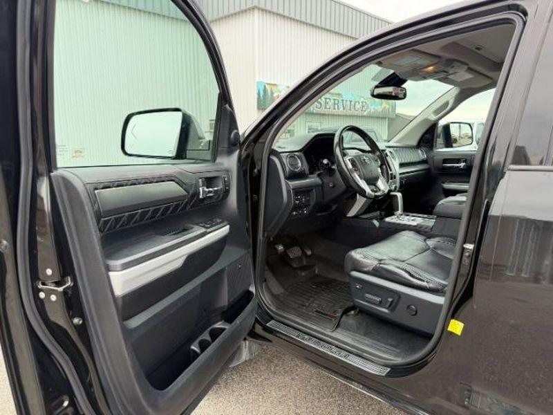 2018 Midnight Black Metallic /Black Toyota Tundra Platinum (5TFAY5F14JX) with an V8, 5.7L engine, 6-speed automatic transmission, located at 1175 N Woodruff Ave, Idaho Falls, ID, 83401, 43.506901, -111.999657 - <b>Vehicle Details</b><br>This 2018 Toyota Tundra Platinum 4WD delivers the strong capability, premium comfort, and proven durability drivers want in a full-size pickup. Powered by a V8 5.7L gasoline engine, this Toyota Tundra is built to handle tough towing, hauling, and everyday driving with confi- Photo#10