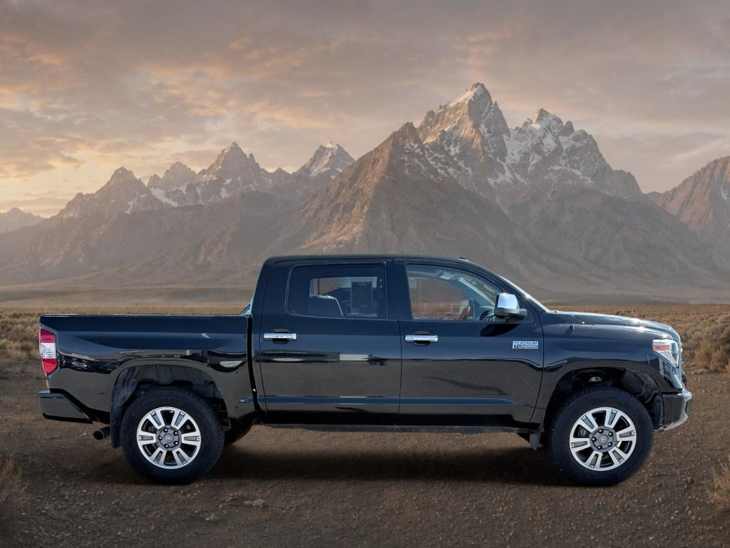 2018 Midnight Black Metallic /Black Toyota Tundra Platinum (5TFAY5F14JX) with an V8, 5.7L engine, 6-speed automatic transmission, located at 1175 N Woodruff Ave, Idaho Falls, ID, 83401, 43.506901, -111.999657 - <b>Vehicle Details</b><br>This 2018 Toyota Tundra Platinum 4WD delivers the strong capability, premium comfort, and proven durability drivers want in a full-size pickup. Powered by a V8 5.7L gasoline engine, this Toyota Tundra is built to handle tough towing, hauling, and everyday driving with confi- Photo#5