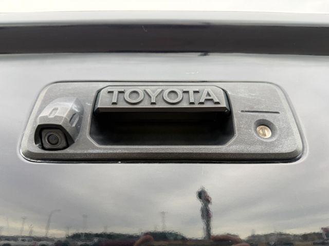 2018 BLACK /LEATHER Toyota Tundra (5TFAY5F14JX) with an I-FORCE 57L V-8 DOHC engine, Automatic transmission, located at 1175 N Woodruff Ave, Idaho Falls, ID, 83401, 43.506901, -111.999657 - At Timberline Auto, finding a great deal on your next vehicle is always easy! Our experienced sales staff's goal is to help find you the right vehicle at the right price! Our knowledgeable finance department has options for almost any credit score. We offer extended service contract options to prote- Photo#29