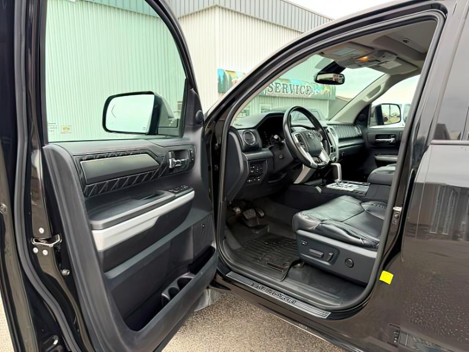 2018 BLACK /LEATHER Toyota Tundra (5TFAY5F14JX) with an I-FORCE 57L V-8 DOHC engine, Automatic transmission, located at 1175 N Woodruff Ave, Idaho Falls, ID, 83401, 43.506901, -111.999657 - At Timberline Auto, finding a great deal on your next vehicle is always easy! Our experienced sales staff's goal is to help find you the right vehicle at the right price! Our knowledgeable finance department has options for almost any credit score. We offer extended service contract options to prote- Photo#11