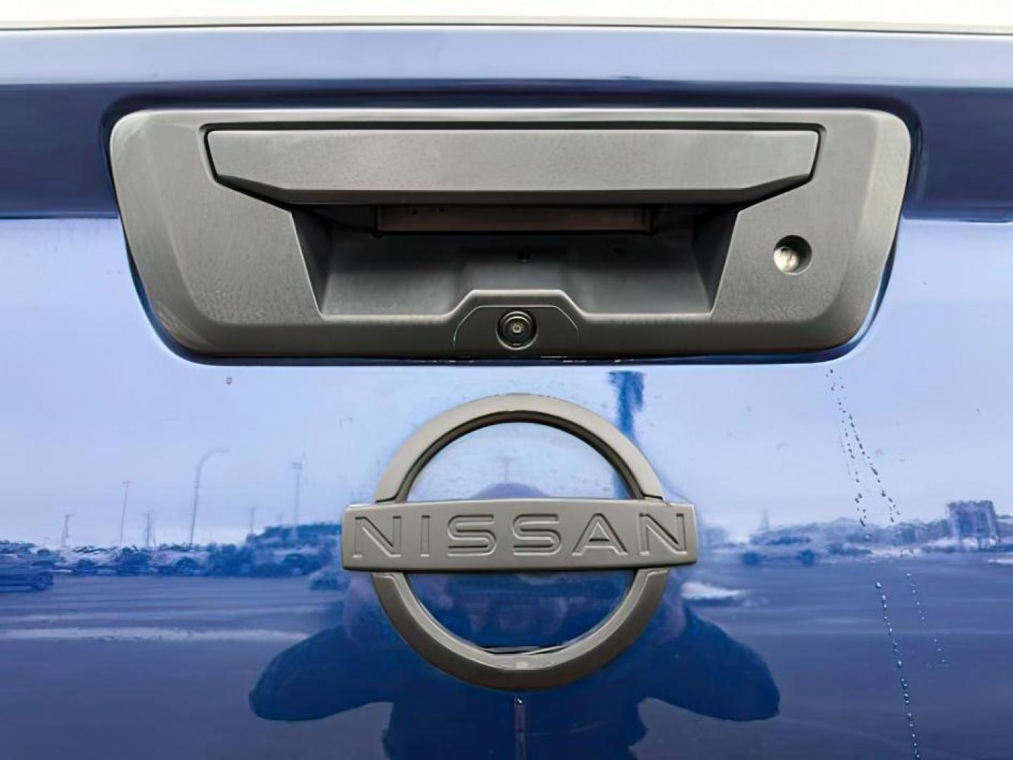 2022 Deep Blue Pearl /Charcoal Nissan Frontier (1N6ED1EK5NN) with an VQ 38L V-6 gasoline direct injection engine, Automatic transmission, located at 1175 N Woodruff Ave, Idaho Falls, ID, 83401, 43.506901, -111.999657 - At Timberline Auto, finding a great deal on your next vehicle is always easy! Our experienced sales staff's goal is to help find you the right vehicle at the right price! Our knowledgeable finance department has options for almost any credit score. We offer extended service contract options to prote - Photo#4