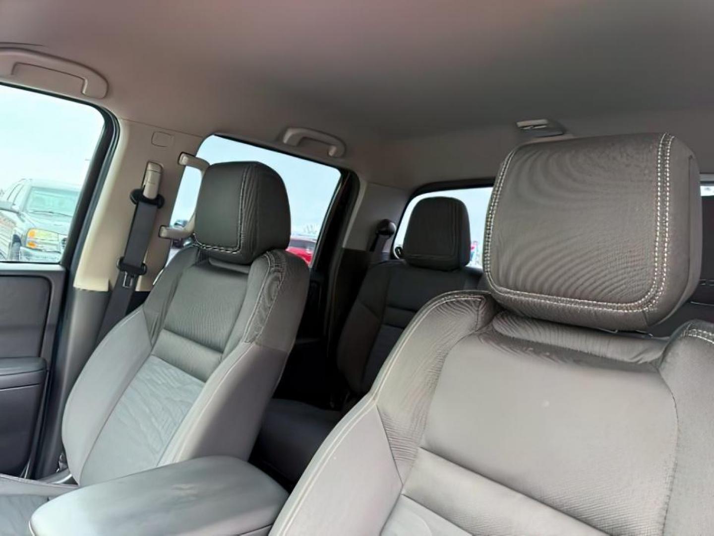 2022 Deep Blue Pearl /Charcoal Nissan Frontier (1N6ED1EK5NN) with an VQ 38L V-6 gasoline direct injection engine, Automatic transmission, located at 1175 N Woodruff Ave, Idaho Falls, ID, 83401, 43.506901, -111.999657 - At Timberline Auto, finding a great deal on your next vehicle is always easy! Our experienced sales staff's goal is to help find you the right vehicle at the right price! Our knowledgeable finance department has options for almost any credit score. We offer extended service contract options to prote - Photo#21