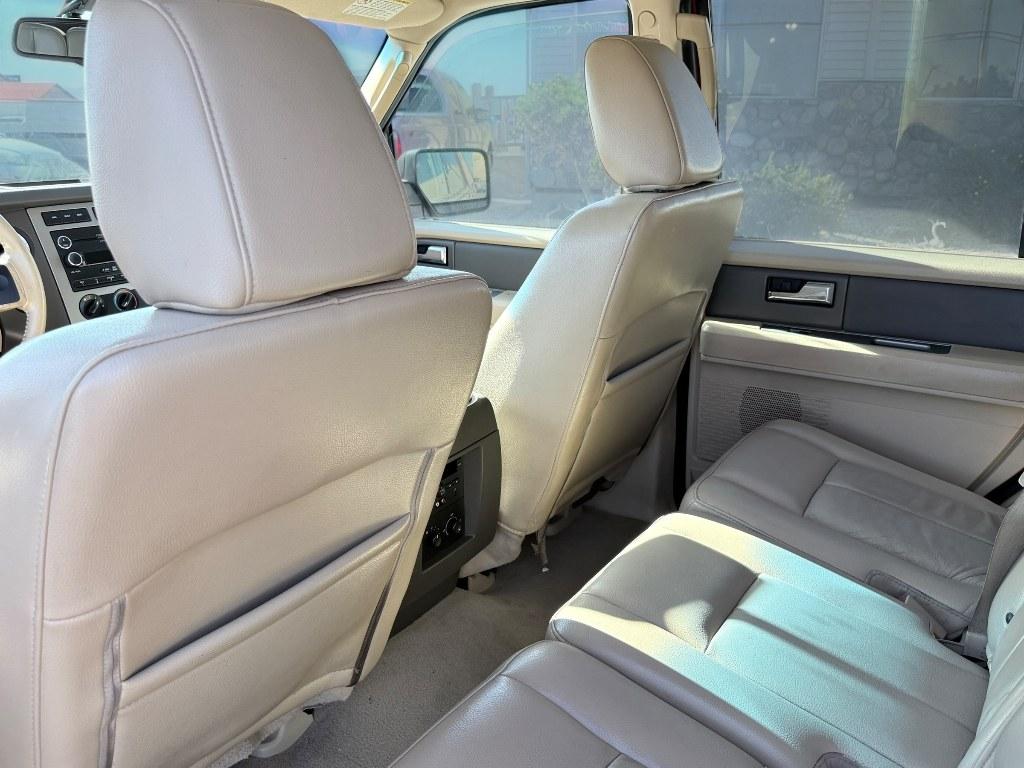 2009 Sangria Red Clearcoat Metallic /Camel Ford Expedition XLT (1FMFU16509L) with an V8, 5.4L engine, 6-Speed Automatic transmission, located at 1175 N Woodruff Ave, Idaho Falls, ID, 83401, 43.506901, -111.999657 - <b>Vehicle Details</b><br>Discover a capable and spacious SUV with this pre-owned 2009 Ford Expedition XLT 4WD, now available in Idaho Falls, ID. Powered by a V8 5.4L Gasoline/E85 engine, this Ford Expedition delivers the strong performance, towing confidence, and everyday versatility drivers want i- Photo#20