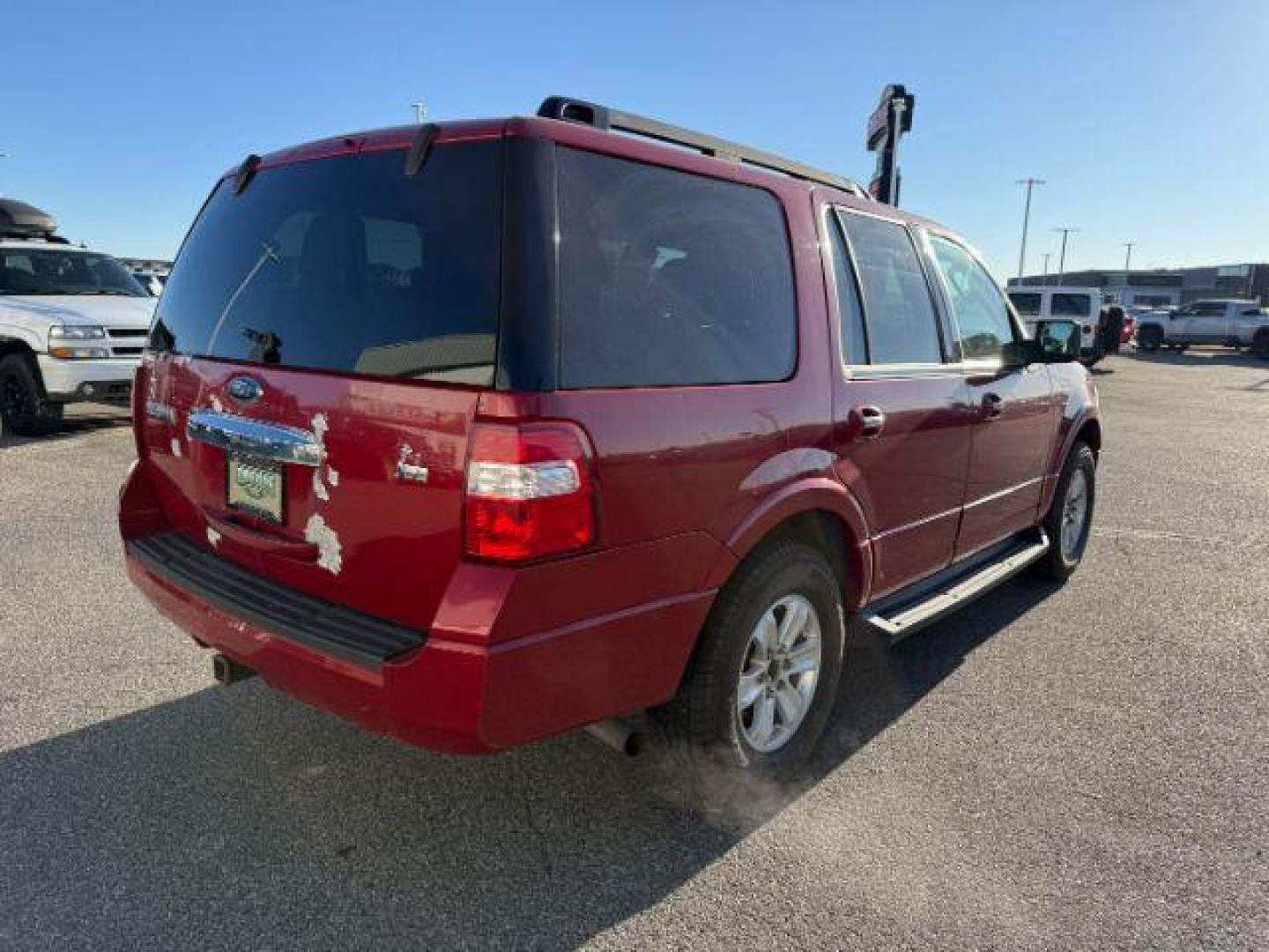 2009 RED /Charcoal Black Cloth Interior Ford Expedition (1FMFU16509L) with an 54L V8 SOHC 16V engine, Automatic transmission, located at 1175 N Woodruff Ave, Idaho Falls, ID, 83401, 43.506901, -111.999657 - At Timberline Auto, finding a great deal on your next vehicle is always easy! Our experienced sales staff's goal is to help find you the right vehicle at the right price! Our knowledgeable finance department has options for almost any credit score. We offer extended service contract options to prote - Photo#28
