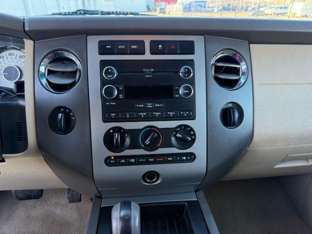 2009 RED /Charcoal Black Cloth Interior Ford Expedition XLT 4WD (1FMFU16509L) with an 5.4L V8 SOHC 16V engine, 6-Speed Automatic transmission, located at 1235 N Woodruff Ave., Idaho Falls, 83401, (208) 523-1053, 43.507172, -112.000488 - At Timberline Auto, finding a great deal on your next vehicle is always easy! Our experienced sales staff's goal is to help find you the right vehicle at the right price! Our knowledgeable finance department has options for almost any credit score. We offer extended service contract options to prote- Photo#37