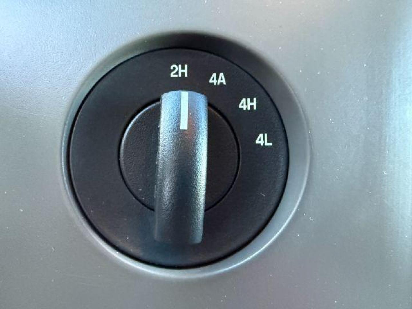 2009 RED /Charcoal Black Cloth Interior Ford Expedition (1FMFU16509L) with an 54L V8 SOHC 16V engine, Automatic transmission, located at 1175 N Woodruff Ave, Idaho Falls, ID, 83401, 43.506901, -111.999657 - At Timberline Auto, finding a great deal on your next vehicle is always easy! Our experienced sales staff's goal is to help find you the right vehicle at the right price! Our knowledgeable finance department has options for almost any credit score. We offer extended service contract options to prote - Photo#38