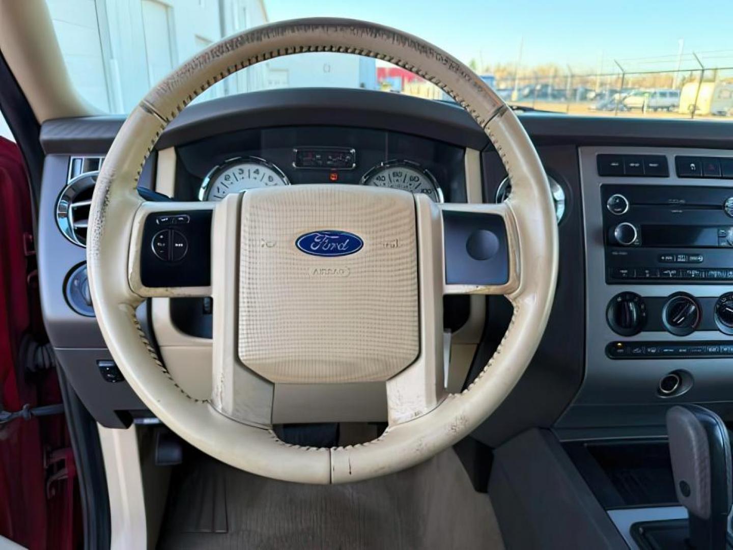 2009 RED /Charcoal Black Cloth Interior Ford Expedition (1FMFU16509L) with an 54L V8 SOHC 16V engine, Automatic transmission, located at 1175 N Woodruff Ave, Idaho Falls, ID, 83401, 43.506901, -111.999657 - At Timberline Auto, finding a great deal on your next vehicle is always easy! Our experienced sales staff's goal is to help find you the right vehicle at the right price! Our knowledgeable finance department has options for almost any credit score. We offer extended service contract options to prote - Photo#13