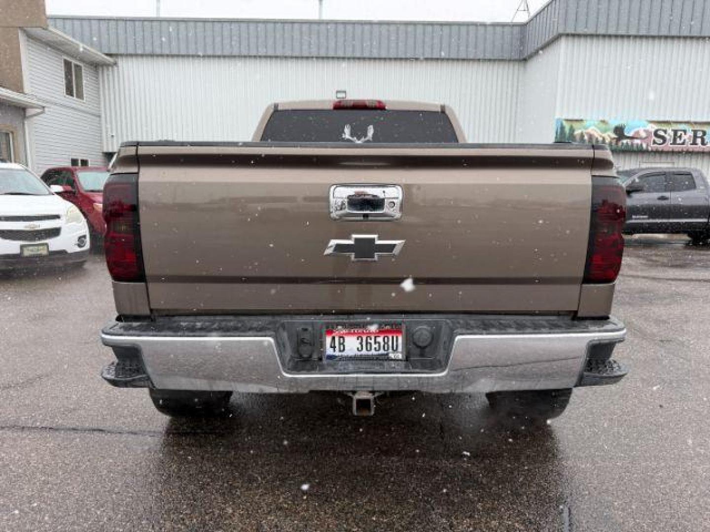 2014 Brownstone Metallic /Cocoa/Dune Chevrolet Silverado 1500 (3GCUKREC5EG) with an EcoTec3 53L V-8 gasoline direct injection engine, Automatic transmission, located at 1175 N Woodruff Ave, Idaho Falls, ID, 83401, 43.506901, -111.999657 - At Timberline Auto, finding a great deal on your next vehicle is always easy! Our experienced sales staff's goal is to help find you the right vehicle at the right price! Our knowledgeable finance department has options for almost any credit score. We offer extended service contract options to prote - Photo#24