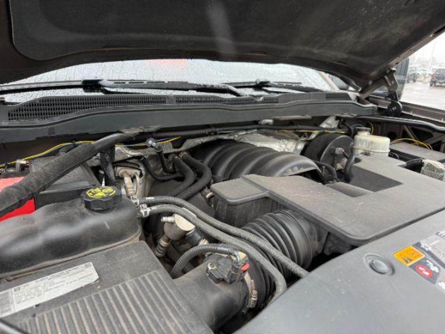 2014 Brownstone Metallic /Cocoa/Dune Chevrolet Silverado 1500 (3GCUKREC5EG) with an EcoTec3 53L V-8 gasoline direct injection engine, Automatic transmission, located at 1175 N Woodruff Ave, Idaho Falls, ID, 83401, 43.506901, -111.999657 - At Timberline Auto, finding a great deal on your next vehicle is always easy! Our experienced sales staff's goal is to help find you the right vehicle at the right price! Our knowledgeable finance department has options for almost any credit score. We offer extended service contract options to prote - Photo#41