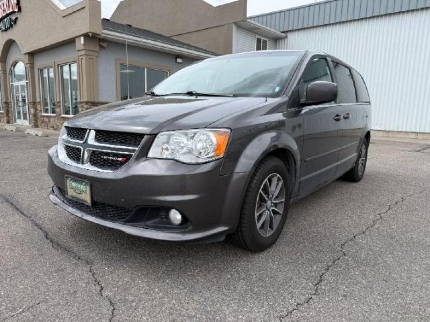 2016 GRAY /Black Dodge Grand Caravan (2C4RDGCG5GR) with an Pentastar 36L V-6 DOHC engine, Automatic transmission, located at 1175 N Woodruff Ave, Idaho Falls, ID, 83401, 43.506901, -111.999657 - At Timberline Auto, finding a great deal on your next vehicle is always easy! Our experienced sales staff's goal is to help find you the right vehicle at the right price! Our knowledgeable finance department has options for almost any credit score. We offer extended service contract options to prote - Photo#10