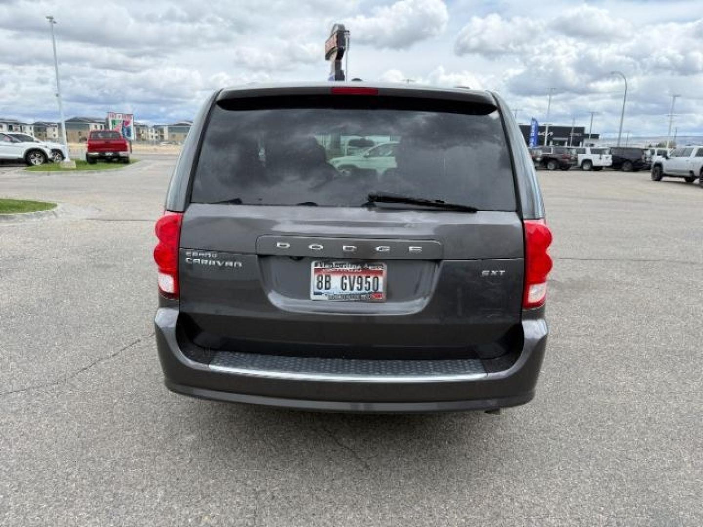 2016 GRAY /Black Dodge Grand Caravan (2C4RDGCG5GR) with an Pentastar 36L V-6 DOHC engine, Automatic transmission, located at 1175 N Woodruff Ave, Idaho Falls, ID, 83401, 43.506901, -111.999657 - At Timberline Auto, finding a great deal on your next vehicle is always easy! Our experienced sales staff's goal is to help find you the right vehicle at the right price! Our knowledgeable finance department has options for almost any credit score. We offer extended service contract options to prote - Photo#13