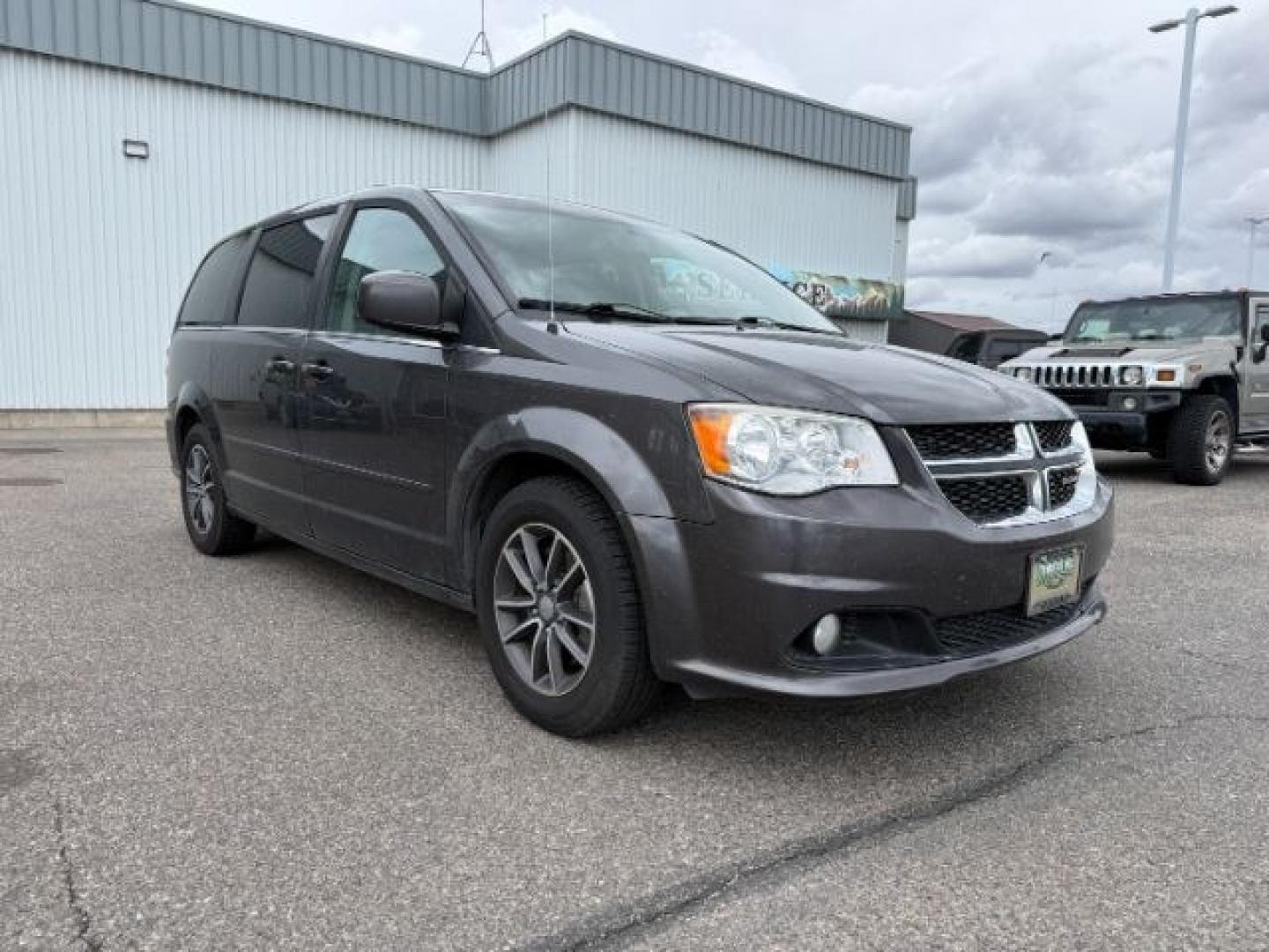 2016 GRAY /Black Dodge Grand Caravan (2C4RDGCG5GR) with an Pentastar 36L V-6 DOHC engine, Automatic transmission, located at 1175 N Woodruff Ave, Idaho Falls, ID, 83401, 43.506901, -111.999657 - At Timberline Auto, finding a great deal on your next vehicle is always easy! Our experienced sales staff's goal is to help find you the right vehicle at the right price! Our knowledgeable finance department has options for almost any credit score. We offer extended service contract options to prote - Photo#16