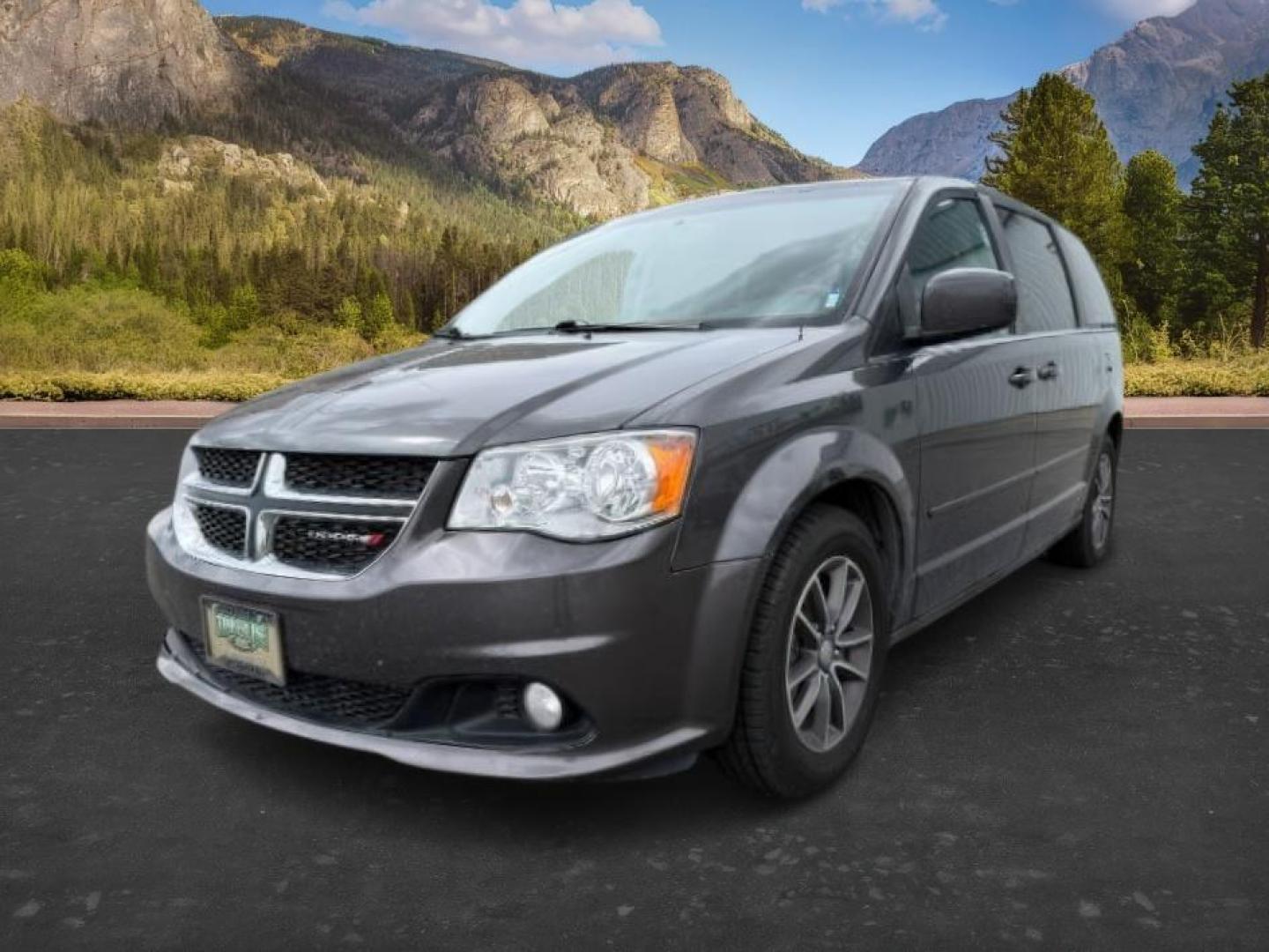 2016 GRAY /Black Dodge Grand Caravan (2C4RDGCG5GR) with an Pentastar 36L V-6 DOHC engine, Automatic transmission, located at 1175 N Woodruff Ave, Idaho Falls, ID, 83401, 43.506901, -111.999657 - At Timberline Auto, finding a great deal on your next vehicle is always easy! Our experienced sales staff's goal is to help find you the right vehicle at the right price! Our knowledgeable finance department has options for almost any credit score. We offer extended service contract options to prote - Photo#0