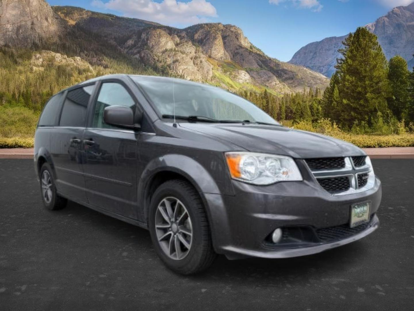 2016 GRAY /Black Dodge Grand Caravan (2C4RDGCG5GR) with an Pentastar 36L V-6 DOHC engine, Automatic transmission, located at 1175 N Woodruff Ave, Idaho Falls, ID, 83401, 43.506901, -111.999657 - At Timberline Auto, finding a great deal on your next vehicle is always easy! Our experienced sales staff's goal is to help find you the right vehicle at the right price! Our knowledgeable finance department has options for almost any credit score. We offer extended service contract options to prote - Photo#6