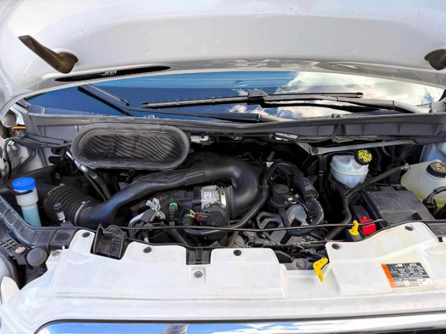 2022 Oxford White /Ebony Ford Transit-350 Passenger Van (1FBAX9C82NK) with an 35L V-6 portdirect injection engine, Automatic transmission, located at 1175 N Woodruff Ave, Idaho Falls, ID, 83401, 43.506901, -111.999657 - At Timberline Auto, finding a great deal on your next vehicle is always easy! Our experienced sales staff's goal is to help find you the right vehicle at the right price! Our knowledgeable finance department has options for almost any credit score. We offer extended service contract options to prote - Photo#21