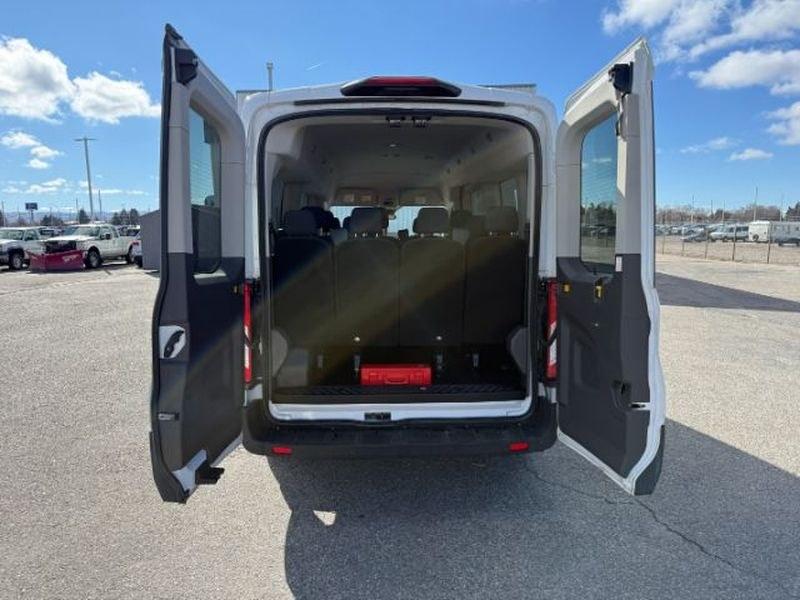 2022 Oxford White /Ebony Ford Transit Wagon XLT (1FBAX9C82NK) with an V6, 3.5L engine, 10-speed automatic transmission, located at 1175 N Woodruff Ave, Idaho Falls, ID, 83401, 43.506901, -111.999657 - <b>Vehicle Details</b><br>Discover the versatility and confidence of this pre-owned 2022 Ford Transit Wagon T-350 Med Roof Slide XL, a smart choice for families, shuttle service, or business use. With only 47,829 miles, this spacious passenger van delivers the capability you need with the comfort yo- Photo#4