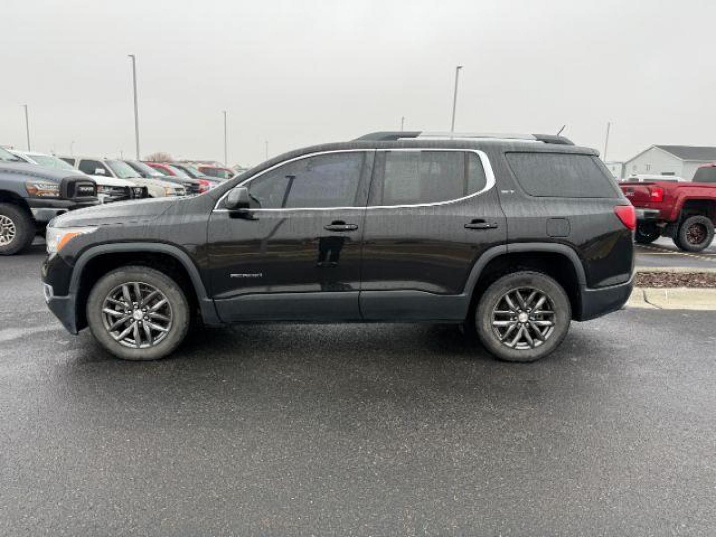 2017 BLACK /Jet Black GMC Acadia (1GKKNULS9HZ) with an 36L V-6 gasoline direct injection engine, Automatic transmission, located at 1175 N Woodruff Ave, Idaho Falls, ID, 83401, 43.506901, -111.999657 - At Timberline Auto, finding a great deal on your next vehicle is always easy! Our experienced sales staff's goal is to help find you the right vehicle at the right price! Our knowledgeable finance department has options for almost any credit score. We offer extended service contract options to prote - Photo#1