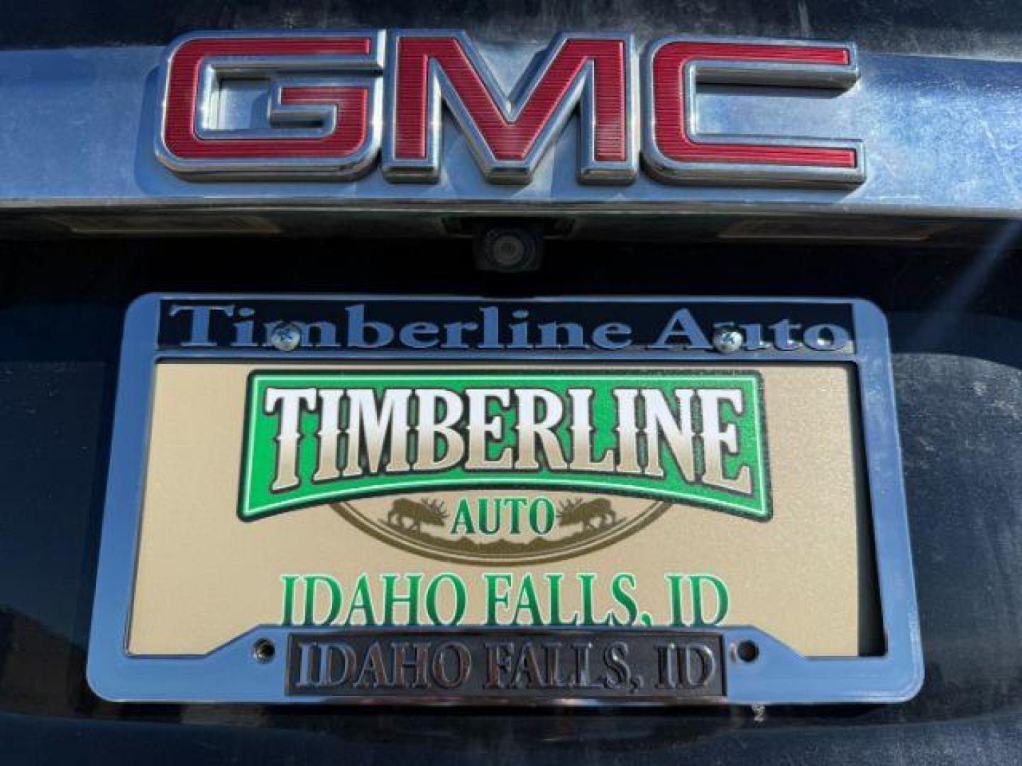 2017 BLACK /Jet Black GMC Acadia (1GKKNULS9HZ) with an 36L V-6 gasoline direct injection engine, Automatic transmission, located at 1175 N Woodruff Ave, Idaho Falls, ID, 83401, 43.506901, -111.999657 - At Timberline Auto, finding a great deal on your next vehicle is always easy! Our experienced sales staff's goal is to help find you the right vehicle at the right price! Our knowledgeable finance department has options for almost any credit score. We offer extended service contract options to prote - Photo#31