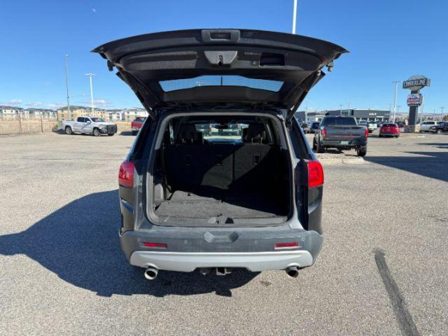 2017 BLACK /Jet Black GMC Acadia (1GKKNULS9HZ) with an 36L V-6 gasoline direct injection engine, Automatic transmission, located at 1175 N Woodruff Ave, Idaho Falls, ID, 83401, 43.506901, -111.999657 - At Timberline Auto, finding a great deal on your next vehicle is always easy! Our experienced sales staff's goal is to help find you the right vehicle at the right price! Our knowledgeable finance department has options for almost any credit score. We offer extended service contract options to prote - Photo#32