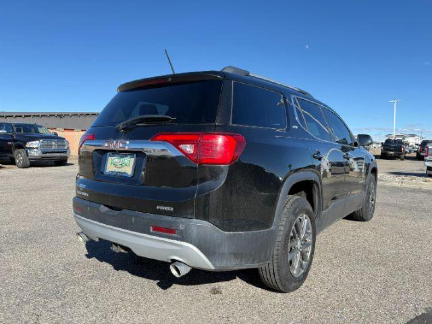 2017 BLACK /Jet Black GMC Acadia (1GKKNULS9HZ) with an 36L V-6 gasoline direct injection engine, Automatic transmission, located at 1175 N Woodruff Ave, Idaho Falls, ID, 83401, 43.506901, -111.999657 - At Timberline Auto, finding a great deal on your next vehicle is always easy! Our experienced sales staff's goal is to help find you the right vehicle at the right price! Our knowledgeable finance department has options for almost any credit score. We offer extended service contract options to prote - Photo#35