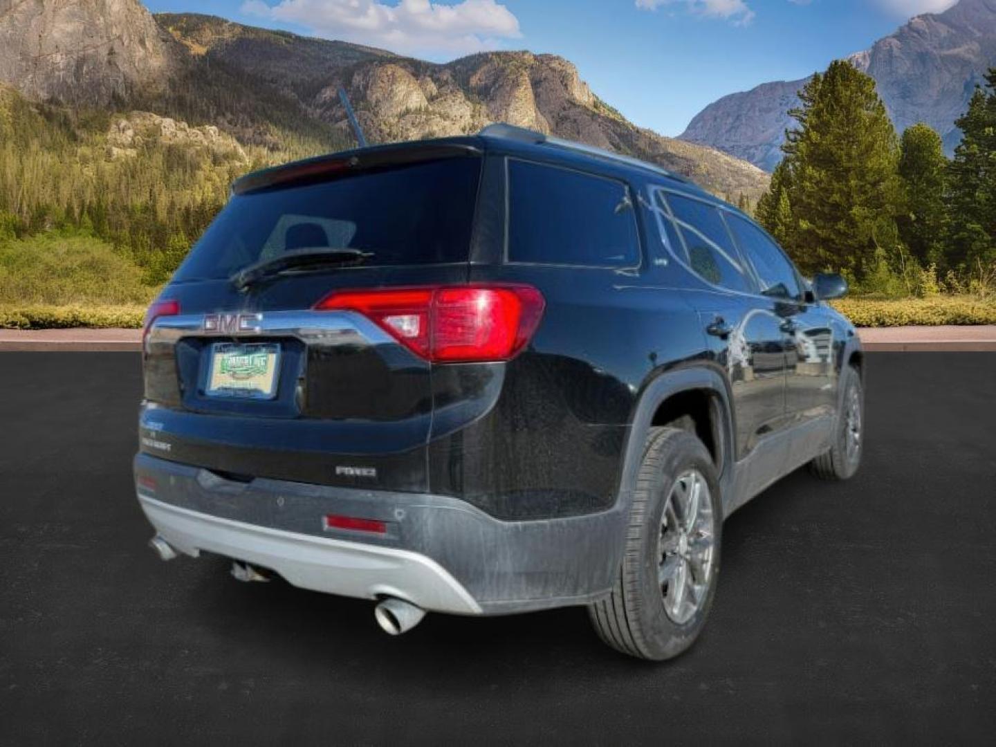 2017 BLACK /Jet Black GMC Acadia (1GKKNULS9HZ) with an 36L V-6 gasoline direct injection engine, Automatic transmission, located at 1175 N Woodruff Ave, Idaho Falls, ID, 83401, 43.506901, -111.999657 - At Timberline Auto, finding a great deal on your next vehicle is always easy! Our experienced sales staff's goal is to help find you the right vehicle at the right price! Our knowledgeable finance department has options for almost any credit score. We offer extended service contract options to prote - Photo#8