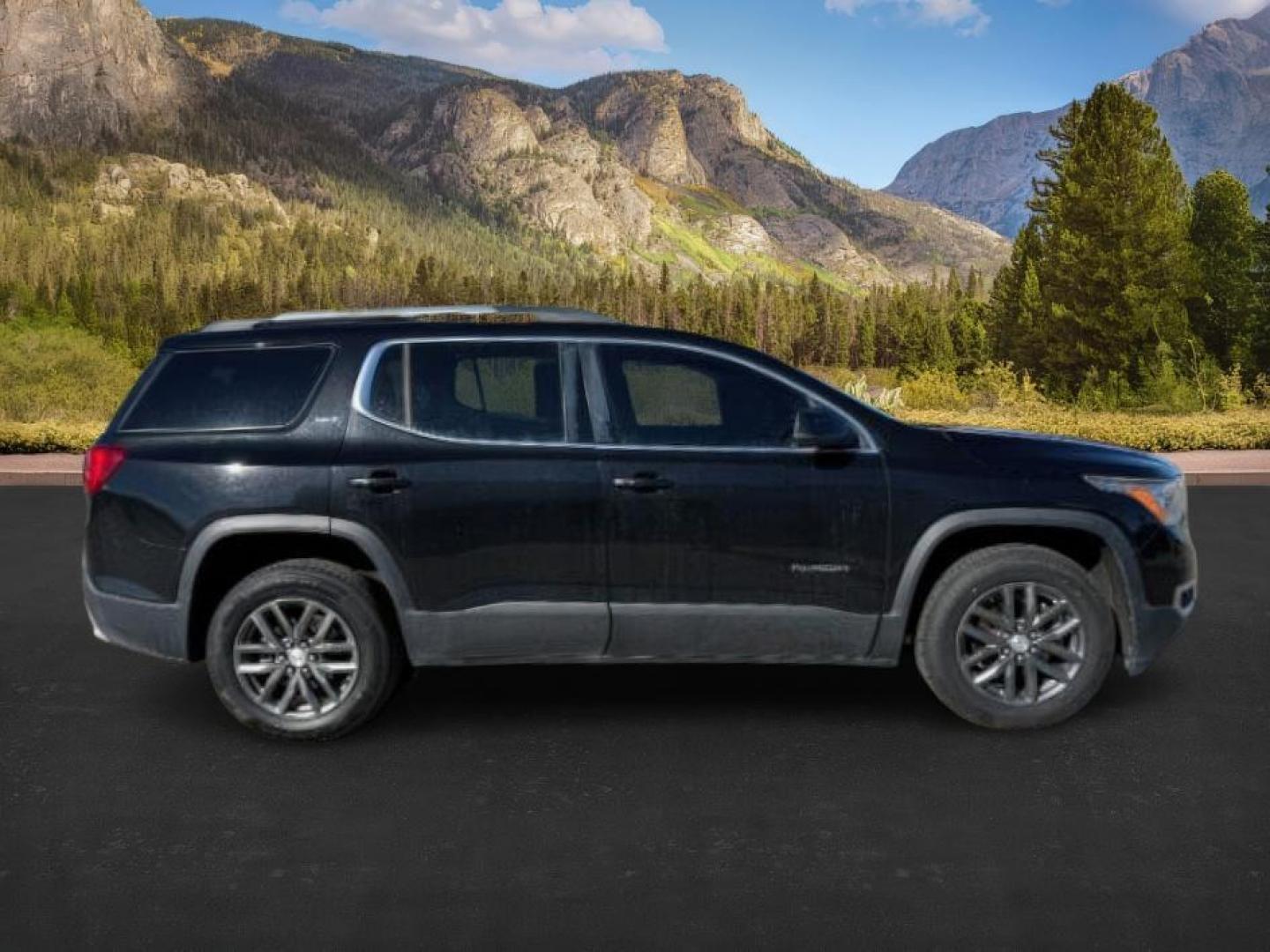 2017 BLACK /Jet Black GMC Acadia (1GKKNULS9HZ) with an 36L V-6 gasoline direct injection engine, Automatic transmission, located at 1175 N Woodruff Ave, Idaho Falls, ID, 83401, 43.506901, -111.999657 - At Timberline Auto, finding a great deal on your next vehicle is always easy! Our experienced sales staff's goal is to help find you the right vehicle at the right price! Our knowledgeable finance department has options for almost any credit score. We offer extended service contract options to prote - Photo#9