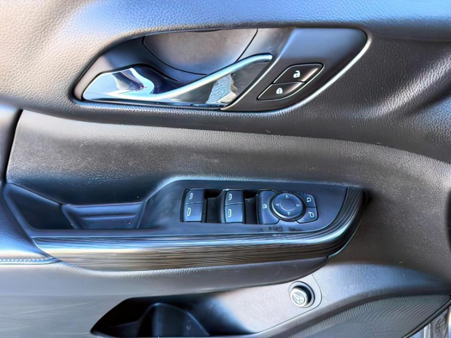 2017 BLACK /Jet Black GMC Acadia (1GKKNULS9HZ) with an 36L V-6 gasoline direct injection engine, Automatic transmission, located at 1175 N Woodruff Ave, Idaho Falls, ID, 83401, 43.506901, -111.999657 - At Timberline Auto, finding a great deal on your next vehicle is always easy! Our experienced sales staff's goal is to help find you the right vehicle at the right price! Our knowledgeable finance department has options for almost any credit score. We offer extended service contract options to prote - Photo#23