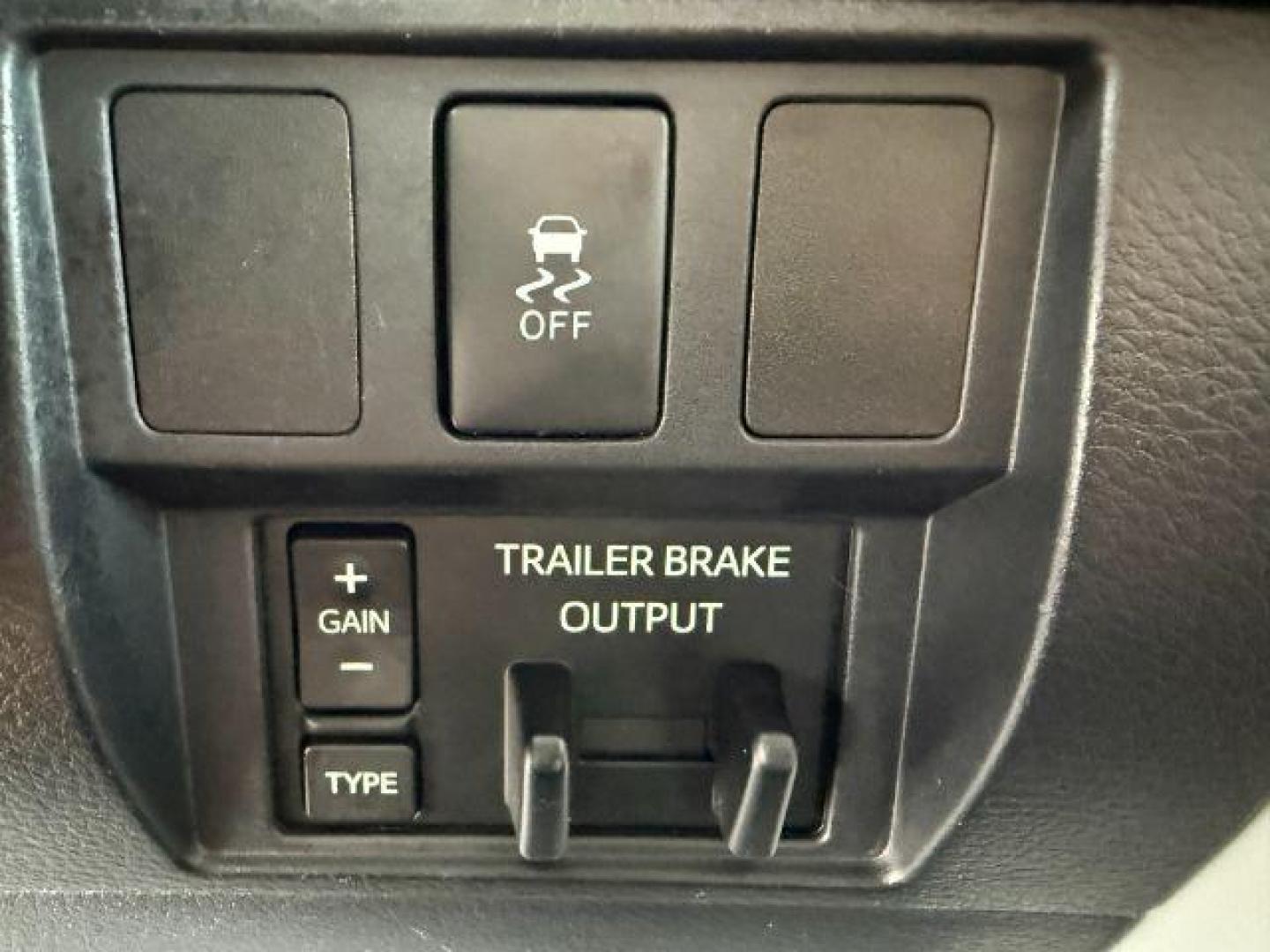 2016 Magnetic Gray Metallic /Black Toyota Tundra (5TFDY5F12GX) with an I-FORCE 57L V-8 DOHC engine, Automatic transmission, located at 1175 N Woodruff Ave, Idaho Falls, ID, 83401, 43.506901, -111.999657 - At Timberline Auto, finding a great deal on your next vehicle is always easy! Our experienced sales staff's goal is to help find you the right vehicle at the right price! Our knowledgeable finance department has options for almost any credit score. We offer extended service contract options to prote - Photo#44