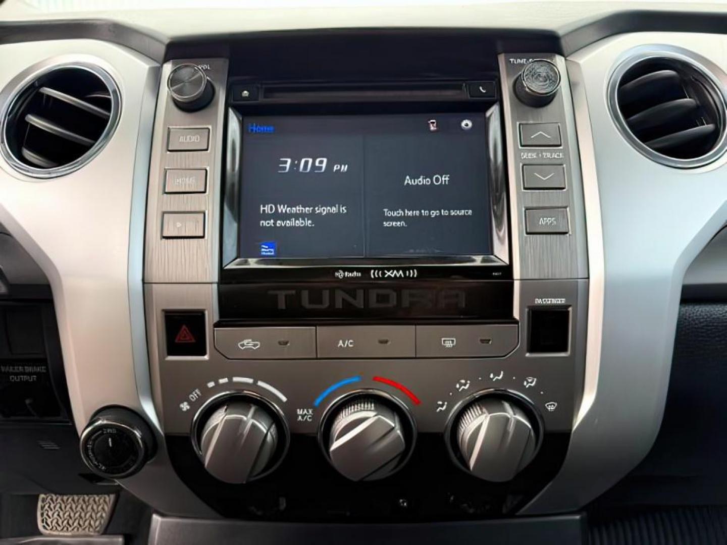 2016 Magnetic Gray Metallic /Black Toyota Tundra (5TFDY5F12GX) with an I-FORCE 57L V-8 DOHC engine, Automatic transmission, located at 1175 N Woodruff Ave, Idaho Falls, ID, 83401, 43.506901, -111.999657 - At Timberline Auto, finding a great deal on your next vehicle is always easy! Our experienced sales staff's goal is to help find you the right vehicle at the right price! Our knowledgeable finance department has options for almost any credit score. We offer extended service contract options to prote - Photo#14