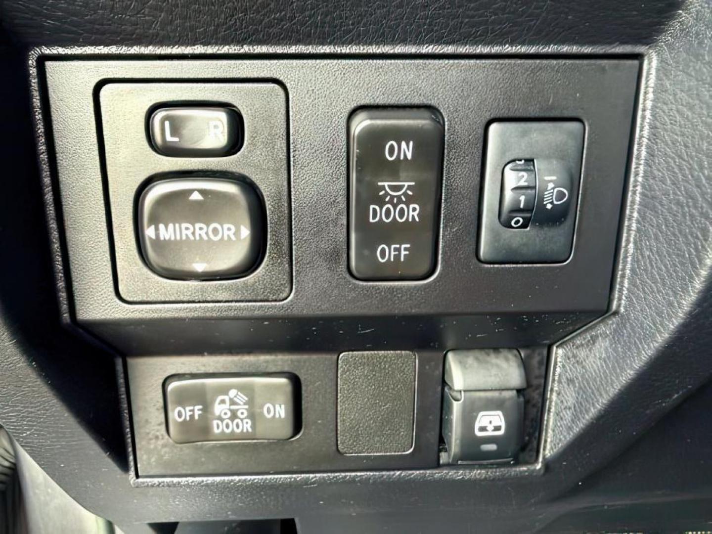 2016 Magnetic Gray Metallic /Black Toyota Tundra (5TFDY5F12GX) with an I-FORCE 57L V-8 DOHC engine, Automatic transmission, located at 1175 N Woodruff Ave, Idaho Falls, ID, 83401, 43.506901, -111.999657 - At Timberline Auto, finding a great deal on your next vehicle is always easy! Our experienced sales staff's goal is to help find you the right vehicle at the right price! Our knowledgeable finance department has options for almost any credit score. We offer extended service contract options to prote - Photo#19