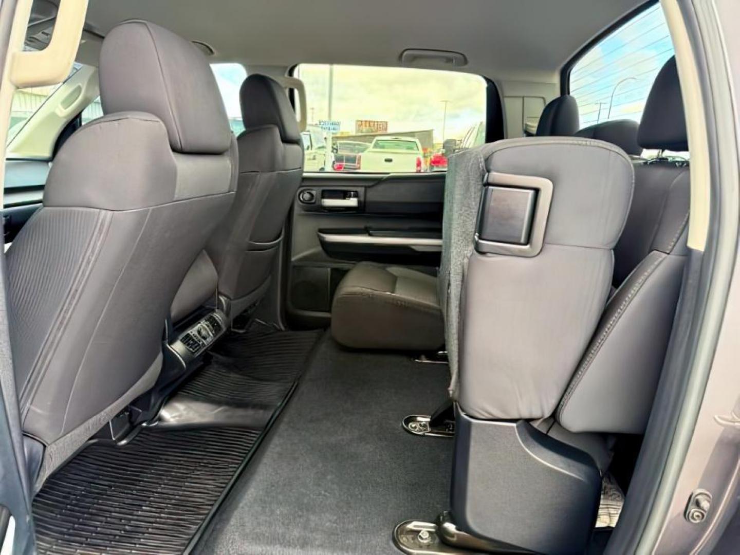 2016 Magnetic Gray Metallic /Black Toyota Tundra (5TFDY5F12GX) with an I-FORCE 57L V-8 DOHC engine, Automatic transmission, located at 1175 N Woodruff Ave, Idaho Falls, ID, 83401, 43.506901, -111.999657 - At Timberline Auto, finding a great deal on your next vehicle is always easy! Our experienced sales staff's goal is to help find you the right vehicle at the right price! Our knowledgeable finance department has options for almost any credit score. We offer extended service contract options to prote - Photo#25