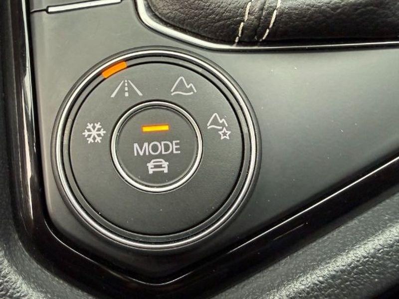 2022 Cornflower Blue /Gray/Black Volkswagen Taos SEL (3VV2X7B2XNM) with an 4 Cyl, 1.5L engine, 7-speed auto-shift manual transmission, located at 1175 N Woodruff Ave, Idaho Falls, ID, 83401, 43.506901, -111.999657 - <b>Vehicle Details</b><br>Looking for a stylish, capable SUV in Idaho Falls, ID? This pre-owned 2022 Volkswagen Taos SEL 4Motion delivers the comfort, technology, and confidence you want in a premium compact crossover. Equipped with AWD and a 4-cylinder, 1.5L gasoline engine, the Volkswagen Taos is- Photo#16