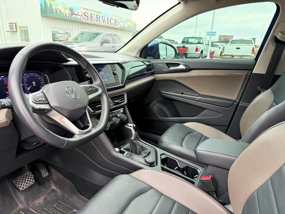 2022 Cornflower Blue /Gray/Black Volkswagen Taos (3VV2X7B2XNM) with an 15L I-4 gasoline direct injection engine, Automatic transmission, located at 1175 N Woodruff Ave, Idaho Falls, ID, 83401, 43.506901, -111.999657 - At Timberline Auto, finding a great deal on your next vehicle is always easy! Our experienced sales staff's goal is to help find you the right vehicle at the right price! Our knowledgeable finance department has options for almost any credit score. We offer extended service contract options to prote - Photo#12