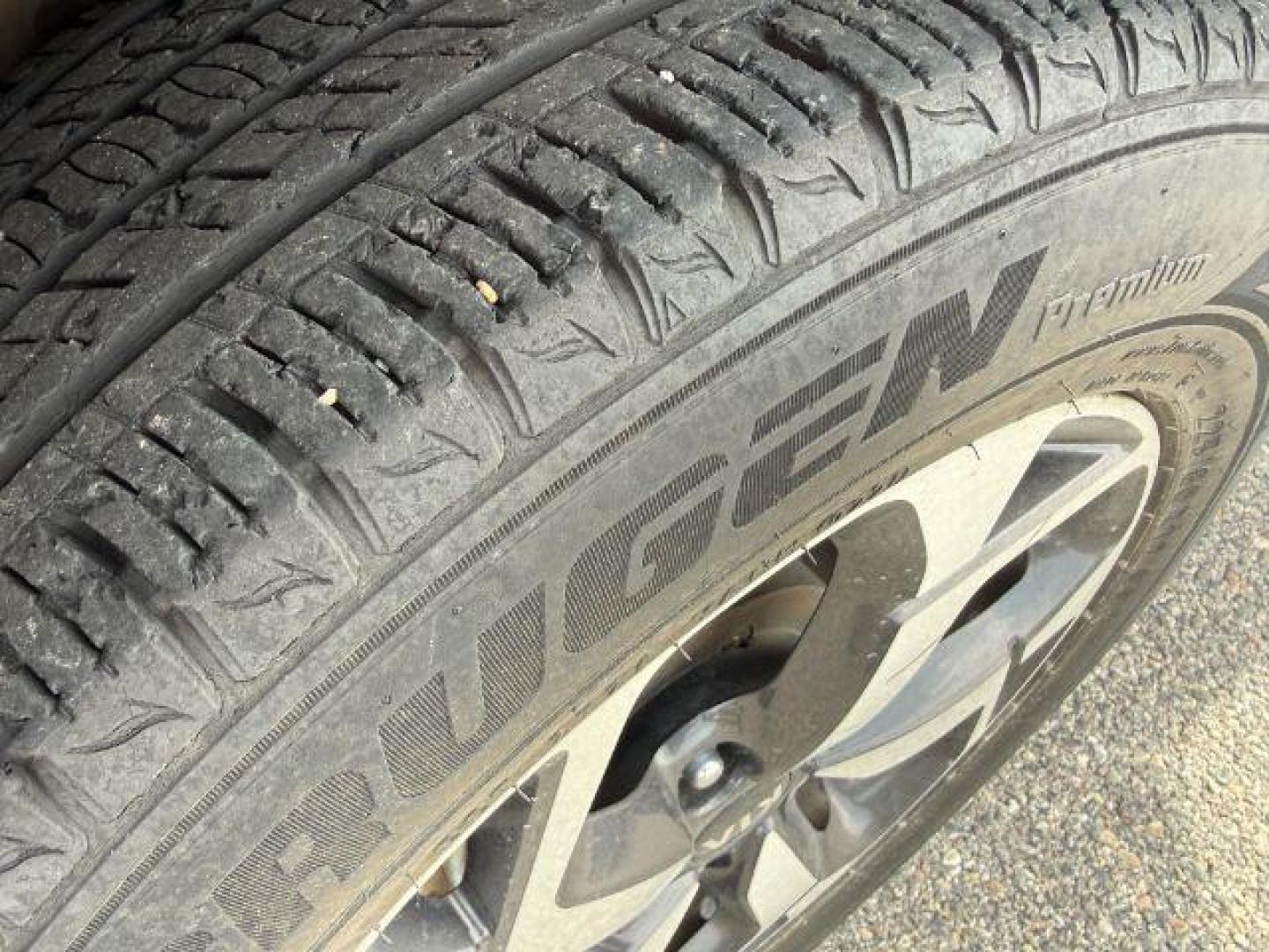 2021 Clear White /Black KIA Sportage (KNDPMCAC4M7) with an Theta II 24L I-4 gasoline direct injection engine, Automatic transmission, located at 1175 N Woodruff Ave, Idaho Falls, ID, 83401, 43.506901, -111.999657 - At Timberline Auto, finding a great deal on your next vehicle is always easy! Our experienced sales staff's goal is to help find you the right vehicle at the right price! Our knowledgeable finance department has options for almost any credit score. We offer extended service contract options to prote - Photo#37