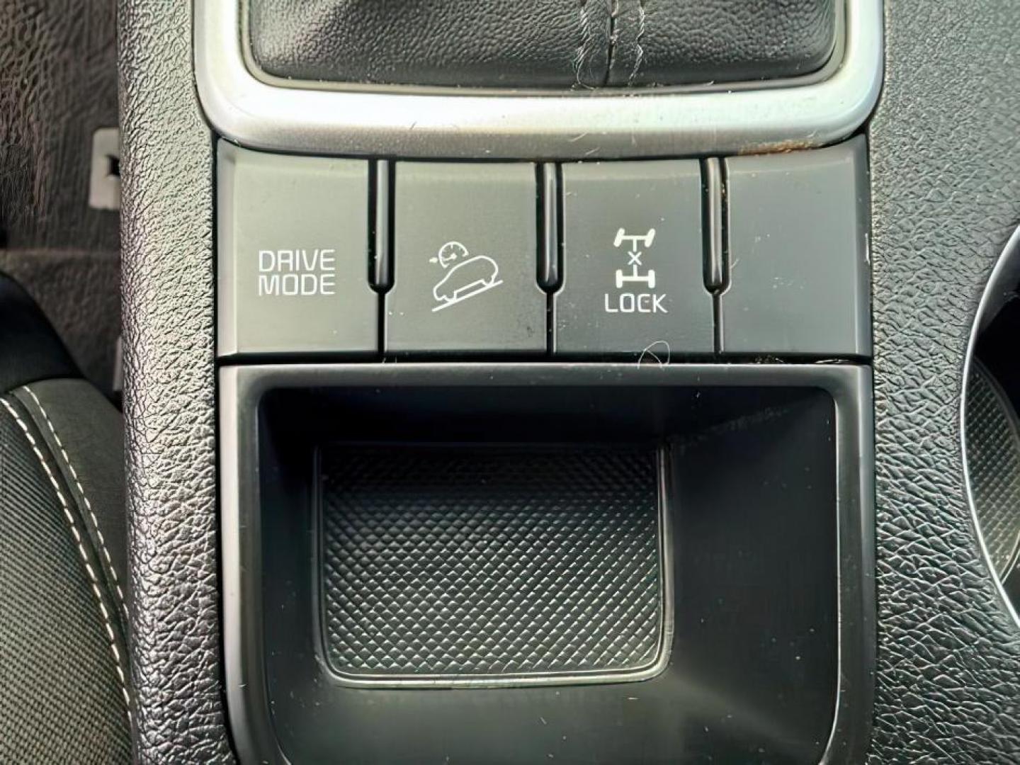 2021 Clear White /Black KIA Sportage (KNDPMCAC4M7) with an Theta II 24L I-4 gasoline direct injection engine, Automatic transmission, located at 1175 N Woodruff Ave, Idaho Falls, ID, 83401, 43.506901, -111.999657 - At Timberline Auto, finding a great deal on your next vehicle is always easy! Our experienced sales staff's goal is to help find you the right vehicle at the right price! Our knowledgeable finance department has options for almost any credit score. We offer extended service contract options to prote - Photo#19