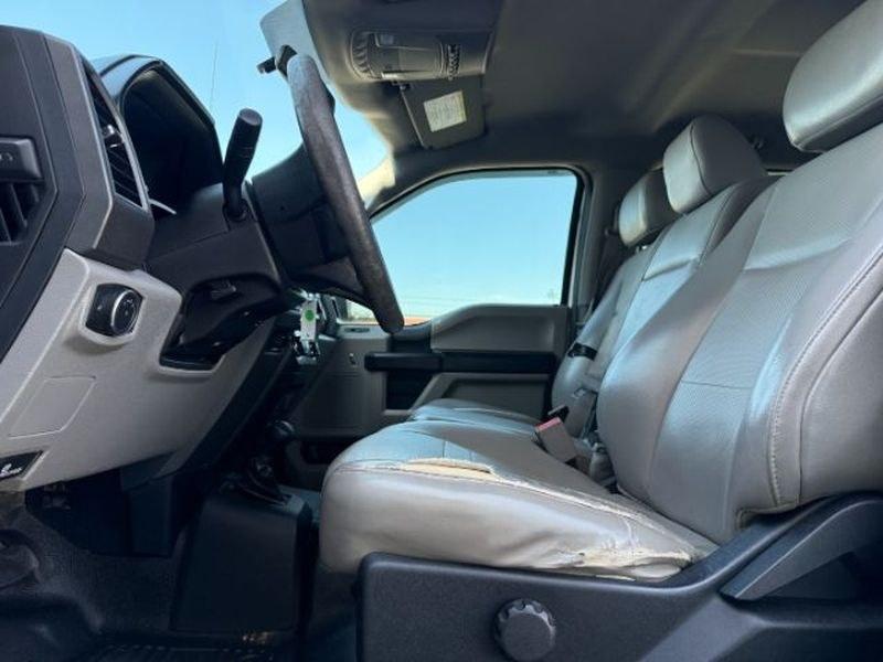 2017 Oxford White /Medium Earth Gray Ford F-350 XL (1FD8W3HT3HE) with an V8, 6.7L engine, 6-speed automatic transmission, located at 1175 N Woodruff Ave, Idaho Falls, ID, 83401, 43.506901, -111.999657 - <b>Vehicle Details</b><br>Looking for a powerful heavy-duty truck in Idaho Falls, ID? This 2017 Ford F-350 Super Duty XL Crew Cab Long Bed DRW 4WD is built to handle demanding jobs, weekend towing, and everyday driving with confidence. Equipped with a robust 6.7L V8 Power Stroke Diesel engine, 4WD,- Photo#10