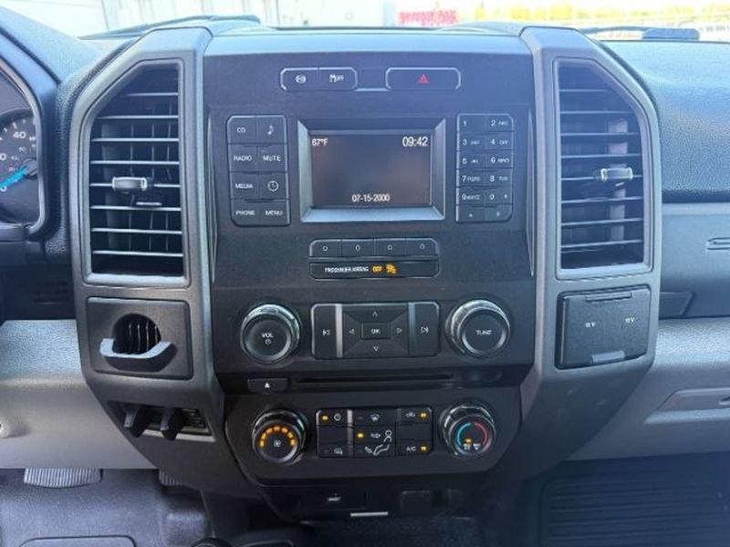 2017 Oxford White /Medium Earth Gray Ford F-350 XL (1FD8W3HT3HE) with an V8, 6.7L engine, 6-speed automatic transmission, located at 1175 N Woodruff Ave, Idaho Falls, ID, 83401, 43.506901, -111.999657 - <b>Vehicle Details</b><br>Looking for a powerful heavy-duty truck in Idaho Falls, ID? This 2017 Ford F-350 Super Duty XL Crew Cab Long Bed DRW 4WD is built to handle demanding jobs, weekend towing, and everyday driving with confidence. Equipped with a robust 6.7L V8 Power Stroke Diesel engine, 4WD,- Photo#13
