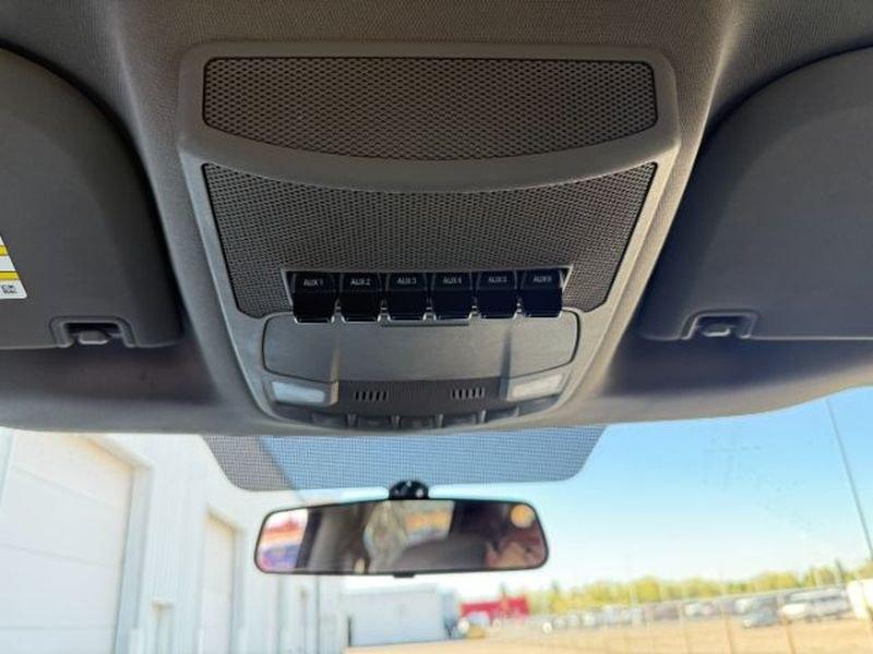 2017 Oxford White /Medium Earth Gray Ford F-350 XL (1FD8W3HT3HE) with an V8, 6.7L engine, 6-speed automatic transmission, located at 1175 N Woodruff Ave, Idaho Falls, ID, 83401, 43.506901, -111.999657 - <b>Vehicle Details</b><br>Looking for a powerful heavy-duty truck in Idaho Falls, ID? This 2017 Ford F-350 Super Duty XL Crew Cab Long Bed DRW 4WD is built to handle demanding jobs, weekend towing, and everyday driving with confidence. Equipped with a robust 6.7L V8 Power Stroke Diesel engine, 4WD,- Photo#14