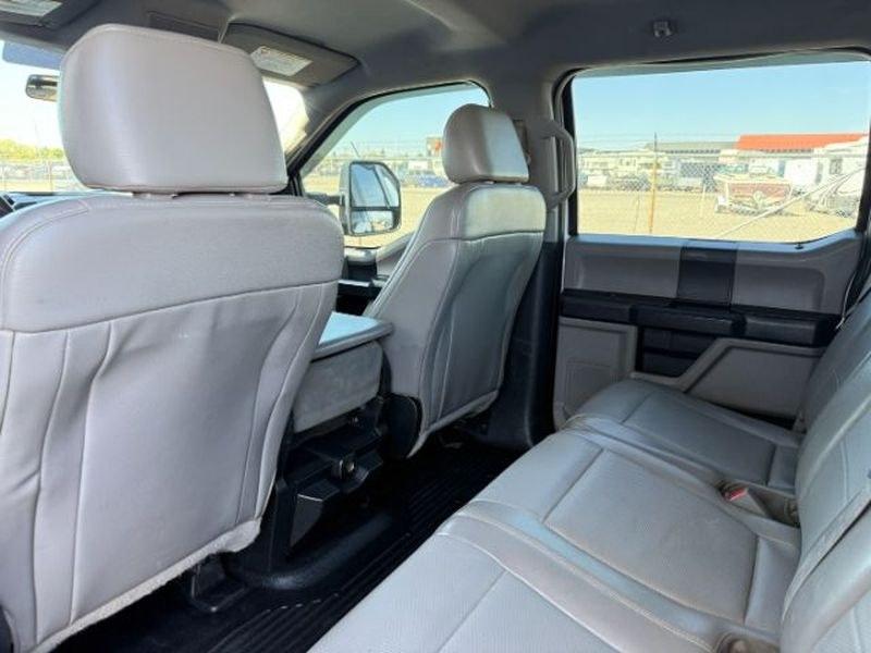 2017 Oxford White /Medium Earth Gray Ford F-350 XL (1FD8W3HT3HE) with an V8, 6.7L engine, 6-speed automatic transmission, located at 1175 N Woodruff Ave, Idaho Falls, ID, 83401, 43.506901, -111.999657 - <b>Vehicle Details</b><br>Looking for a powerful heavy-duty truck in Idaho Falls, ID? This 2017 Ford F-350 Super Duty XL Crew Cab Long Bed DRW 4WD is built to handle demanding jobs, weekend towing, and everyday driving with confidence. Equipped with a robust 6.7L V8 Power Stroke Diesel engine, 4WD,- Photo#21