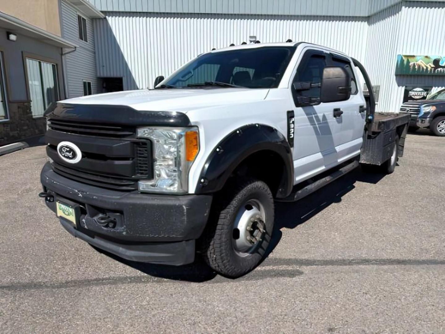 2017 WHITE /VINYL Ford F-350 SD (1FD8W3HT3HE) with an 67L engine, Automatic transmission, located at 1175 N Woodruff Ave, Idaho Falls, ID, 83401, 43.506901, -111.999657 - At Timberline Auto, finding a great deal on your next vehicle is always easy! Our experienced sales staff's goal is to help find you the right vehicle at the right price! Our knowledgeable finance department has options for almost any credit score. We offer extended service contract options to prote - Photo#0