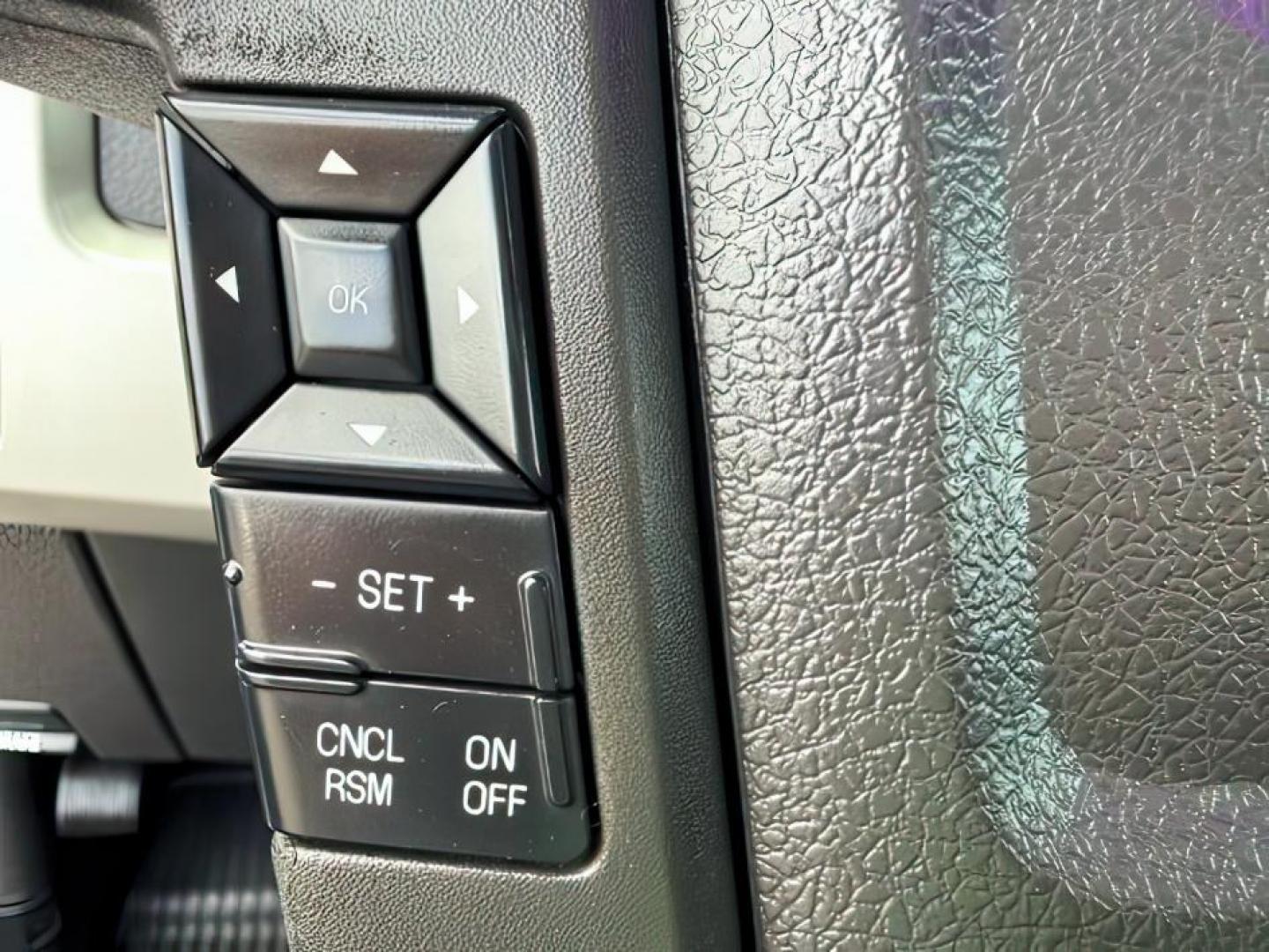2012 BLACK /Steel Grey Ford F-150 XLT (1FTFW1EF5CK) with an 5L V-8 DOHC engine, AUTOMATIC transmission, located at 1235 N Woodruff Ave., Idaho Falls, 83401, (208) 523-1053, 43.507172, -112.000488 - At Timberline Auto, finding a great deal on your next vehicle is always easy! Our experienced sales staff's goal is to help find you the right vehicle at the right price! Our knowledgeable finance department has options for almost any credit score. We offer extended service contract options to prote - Photo#19