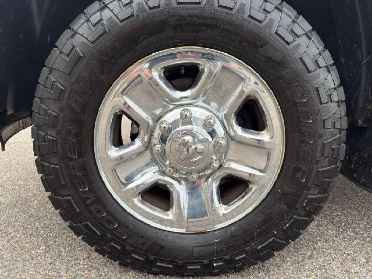 2015 Bright White Clearcoat /Diesel Gray/Black Ram 2500 SLT (3C6UR5DJ5FG) with an HEMI 6.4L V-8 VVT variable valve control engine, AUTOMATIC transmission, located at 1235 N Woodruff Ave., Idaho Falls, 83401, (208) 523-1053, 43.507172, -112.000488 - At Timberline Auto, finding a great deal on your next vehicle is always easy! Our experienced sales staff's goal is to help find you the right vehicle at the right price! Our knowledgeable finance department has options for almost any credit score. We offer extended service contract options to prote - Photo#33