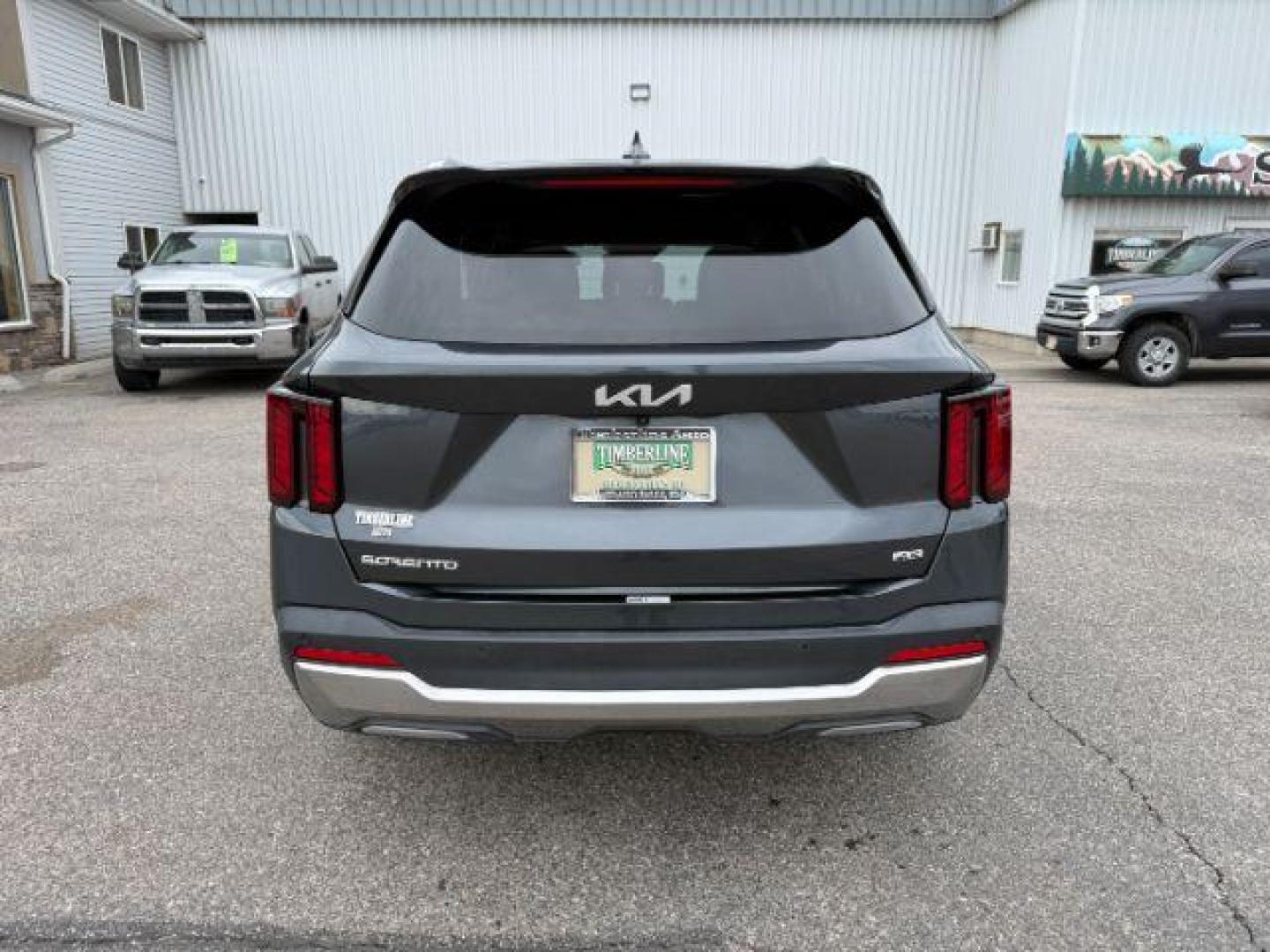 2024 GREY /Black Kia Sorento S (5XYRLDJC9RG) with an 2.5L I-4 port/direct injection engine, AUTOMATIC transmission, located at 1235 N Woodruff Ave., Idaho Falls, 83401, (208) 523-1053, 43.507172, -112.000488 - Photo#31