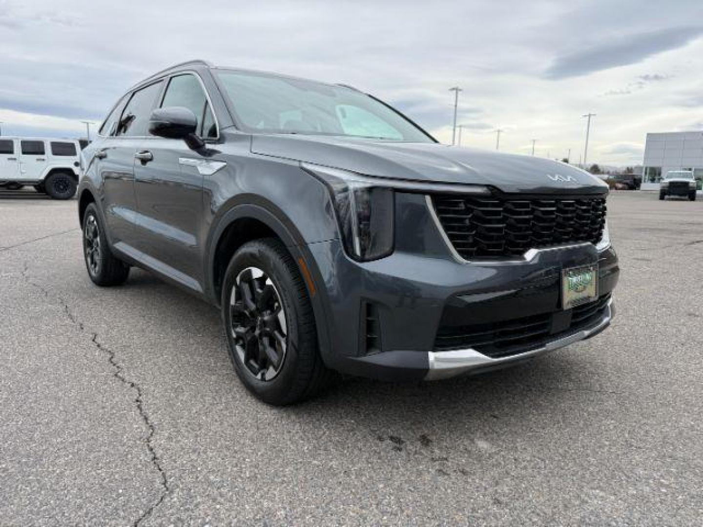 2024 GREY /Black Kia Sorento S (5XYRLDJC9RG) with an 2.5L I-4 port/direct injection engine, AUTOMATIC transmission, located at 1235 N Woodruff Ave., Idaho Falls, 83401, (208) 523-1053, 43.507172, -112.000488 - Photo#37