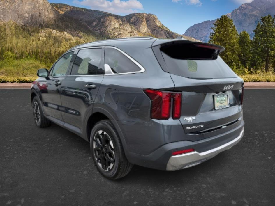 2024 GRAY /Black KIA Sorento (5XYRLDJC9RG) with an 25L I-4 portdirect injection engine, Automatic transmission, located at 1175 N Woodruff Ave, Idaho Falls, ID, 83401, 43.506901, -111.999657 - 2024 Kia Sorento AWD powered by a 2.5L 4-cylinder engine paired with an 8-speed automatic transmission. Midsize SUV offering solid everyday performance, smooth shifting, and all-weather traction for Idaho driving conditions. Features include touchscreen infotainment, Bluetooth connectivity, Apple Ca- Photo#2