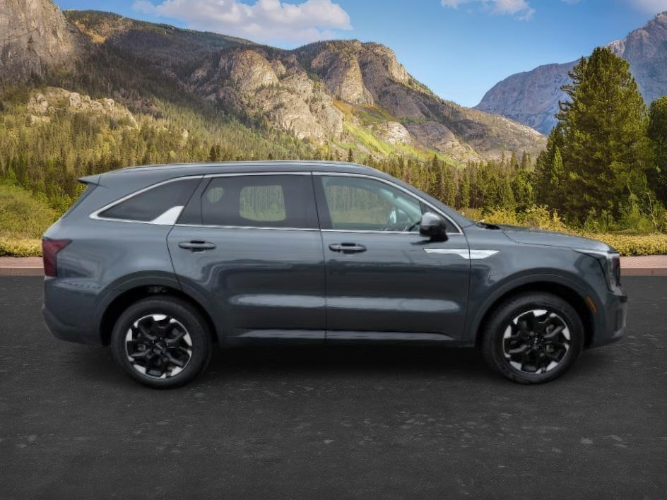 2024 GRAY /Black KIA Sorento (5XYRLDJC9RG) with an 25L I-4 portdirect injection engine, Automatic transmission, located at 1175 N Woodruff Ave, Idaho Falls, ID, 83401, 43.506901, -111.999657 - 2024 Kia Sorento AWD powered by a 2.5L 4-cylinder engine paired with an 8-speed automatic transmission. Midsize SUV offering solid everyday performance, smooth shifting, and all-weather traction for Idaho driving conditions. Features include touchscreen infotainment, Bluetooth connectivity, Apple Ca- Photo#8