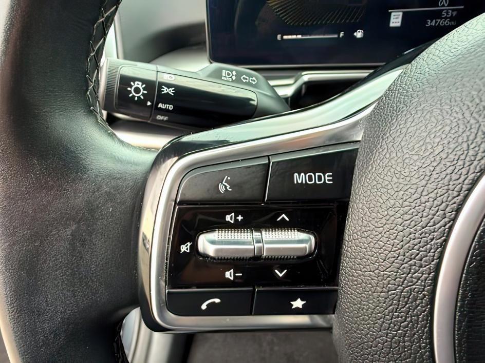 2024 GRAY /Black KIA Sorento (5XYRLDJC9RG) with an 25L I-4 portdirect injection engine, Automatic transmission, located at 1175 N Woodruff Ave, Idaho Falls, ID, 83401, 43.506901, -111.999657 - 2024 Kia Sorento AWD powered by a 2.5L 4-cylinder engine paired with an 8-speed automatic transmission. Midsize SUV offering solid everyday performance, smooth shifting, and all-weather traction for Idaho driving conditions. Features include touchscreen infotainment, Bluetooth connectivity, Apple Ca- Photo#22